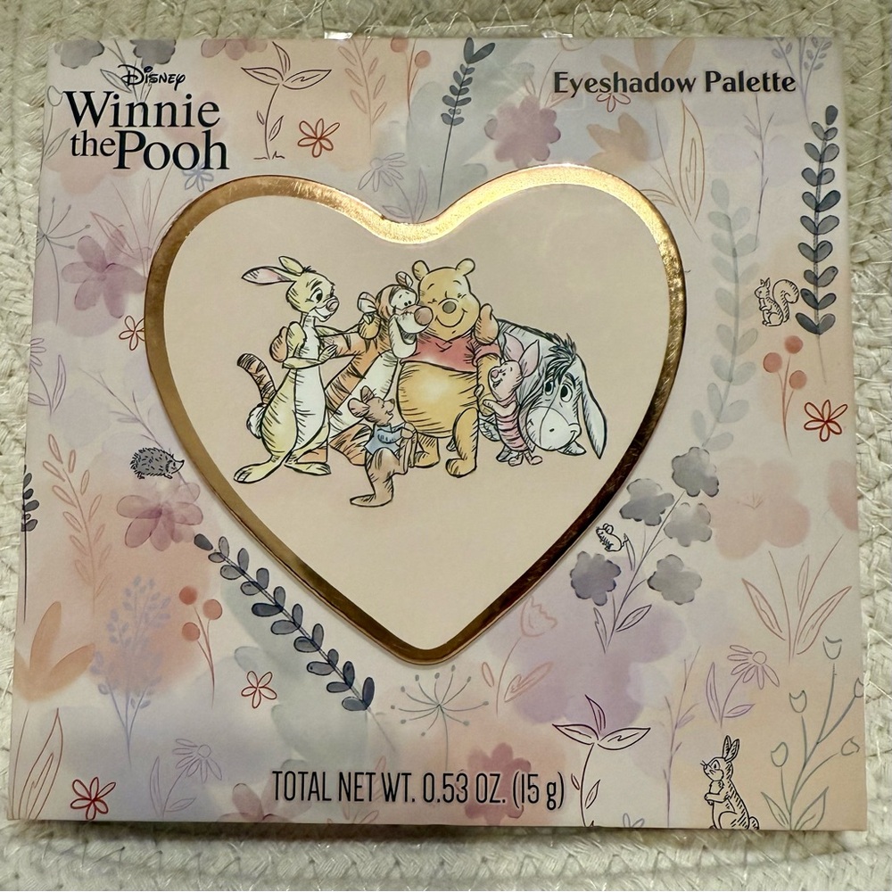 Disney Winnie the Pooh Floral Eyeshadow Palette